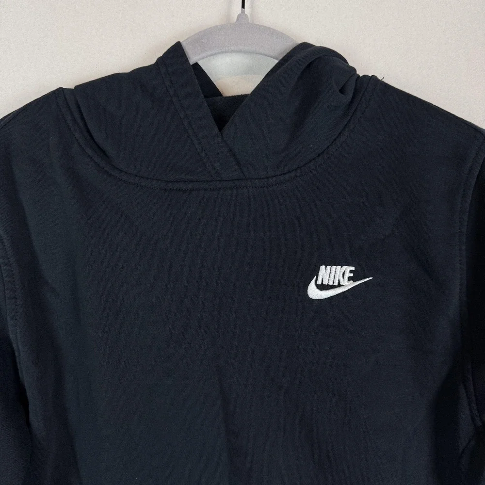 Nike Hoodie Youth XL Black Pullover Fleece Sweatshirt Swoosh Logo Embroidered
